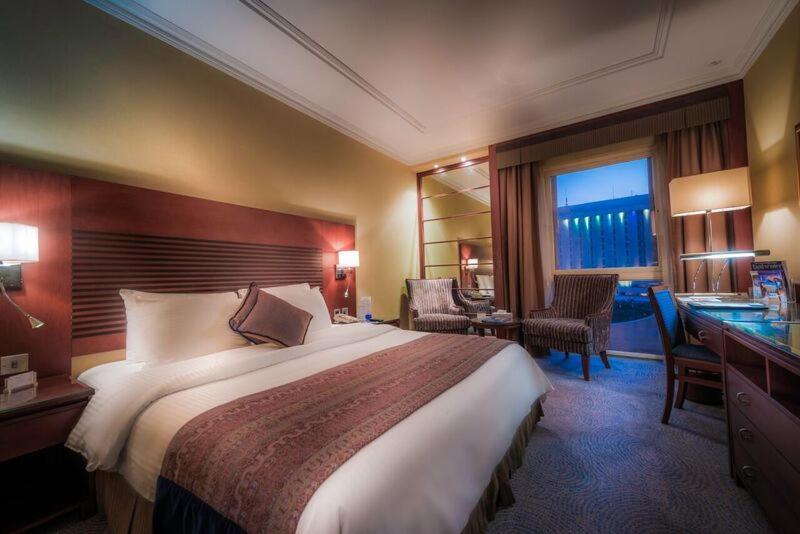 Golden Tulip Bahrain Hotel Manama Luaran gambar