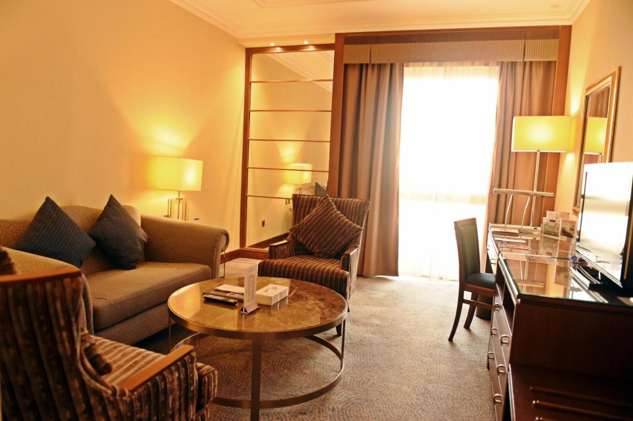 Golden Tulip Bahrain Hotel Manama Luaran gambar